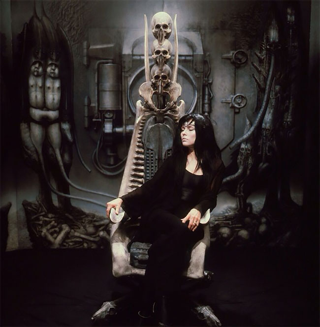Stunning Photographs of Debbie Harry Painted by H.R. Giger, the Creator of “Alien”