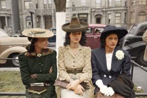 Life of the U.S in the Early 1940s Through Incredibly Colorized Photos