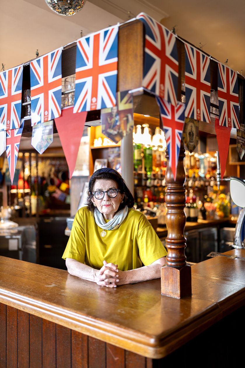 Tim George’s incredible photos capture the rapidly vanishing world of pubs in the East End