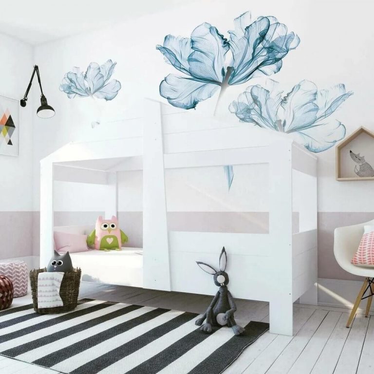 What Makes Flower Wall Decals a Unique Gifting Option